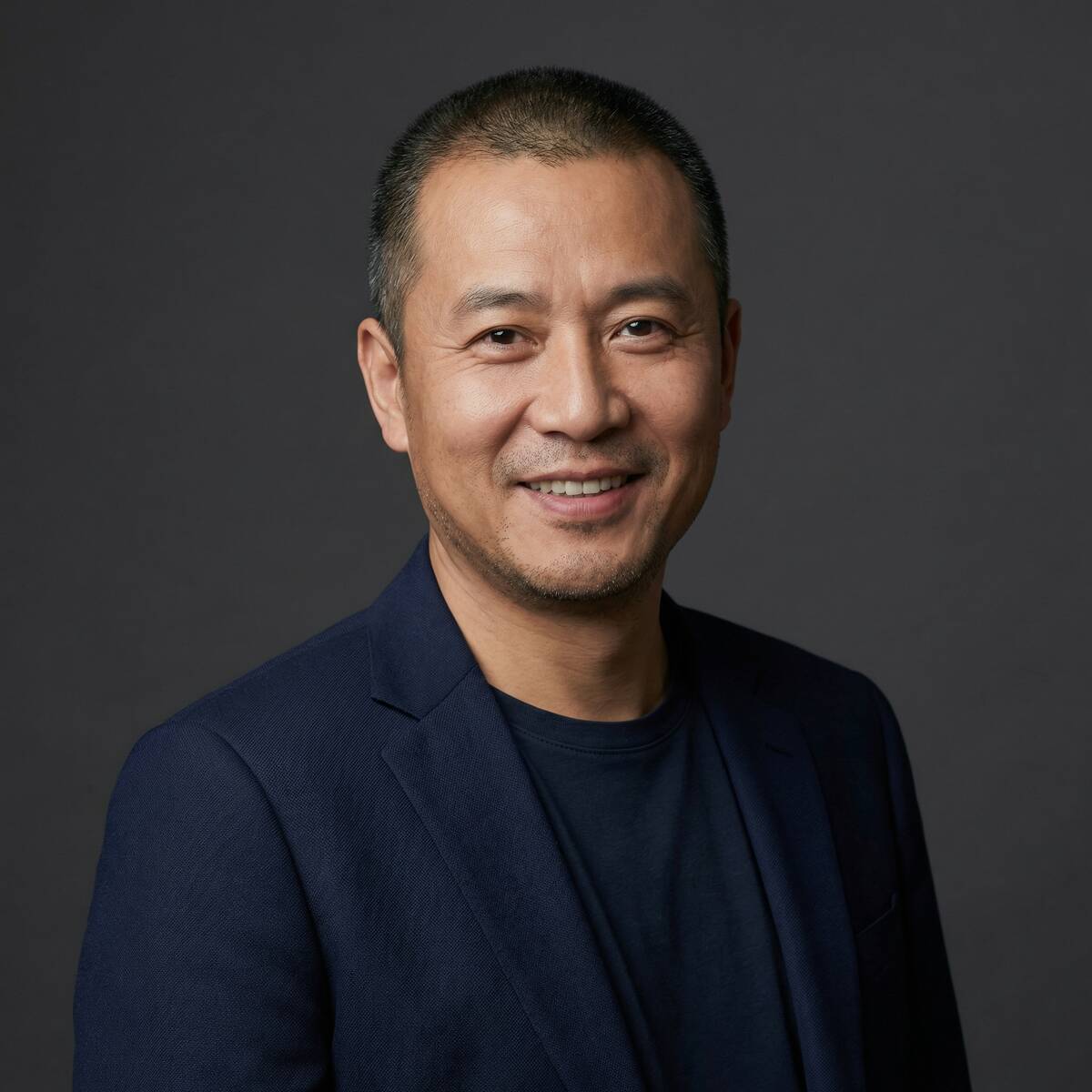 玩偶姐姐导演顾问张明远